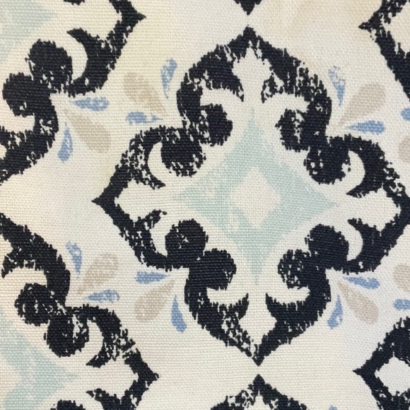 Studio Thirty-one Modern Purse. - Picture 7 of 7